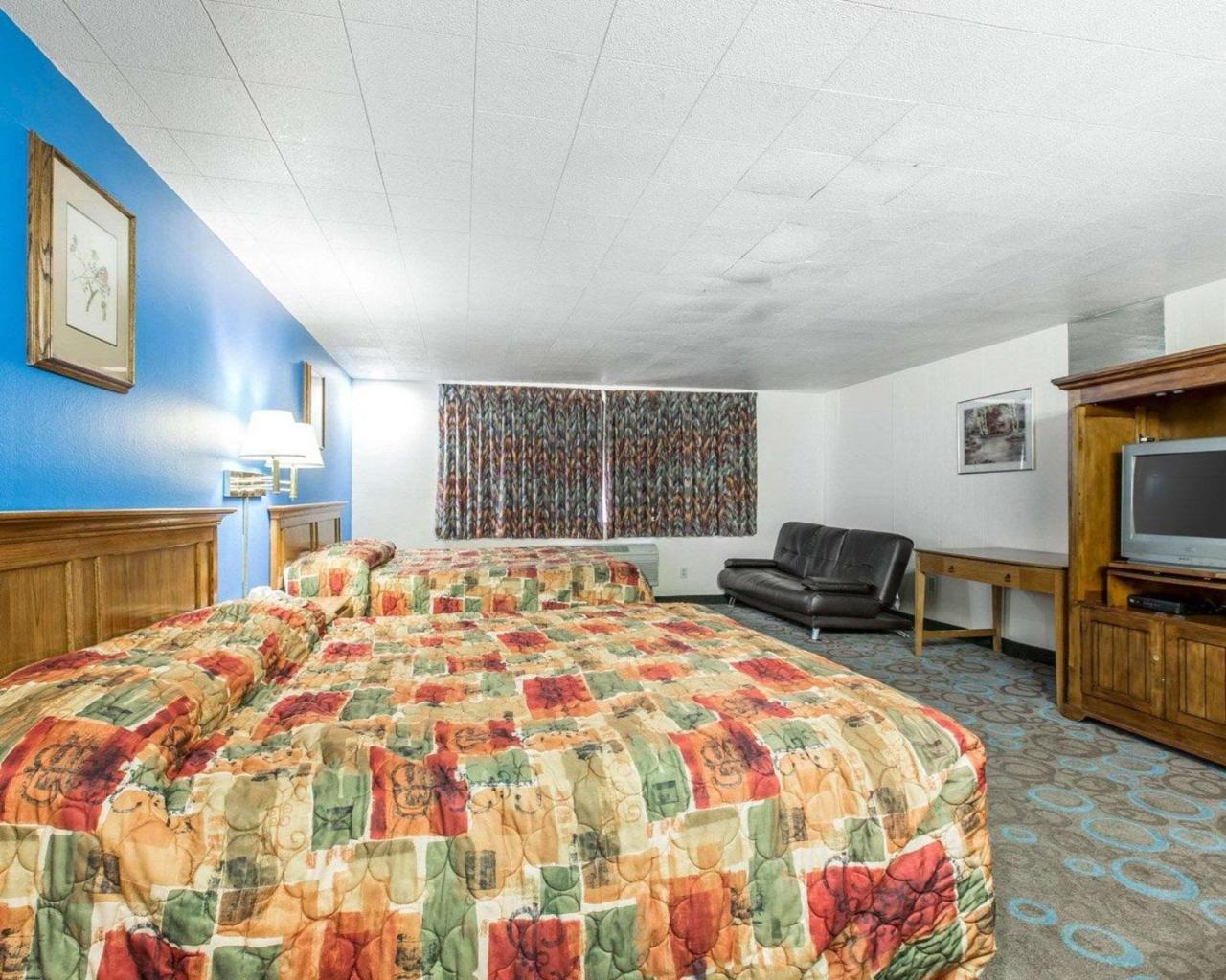 ממות' לייקס Rodeway Inn Wildwood מראה חיצוני תמונה